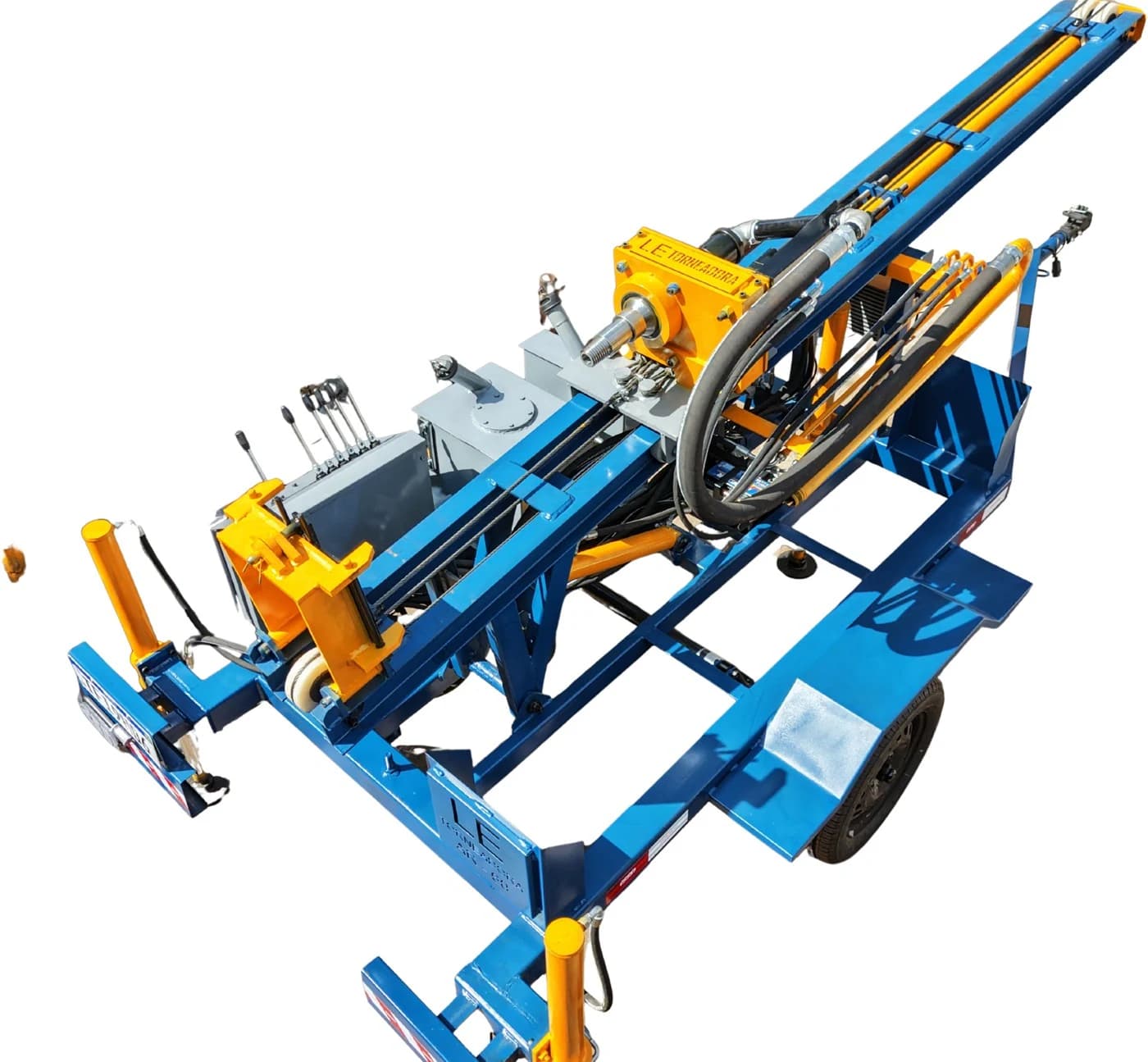 Perfuratriz AR60 fabricada pela L&E Torneadora